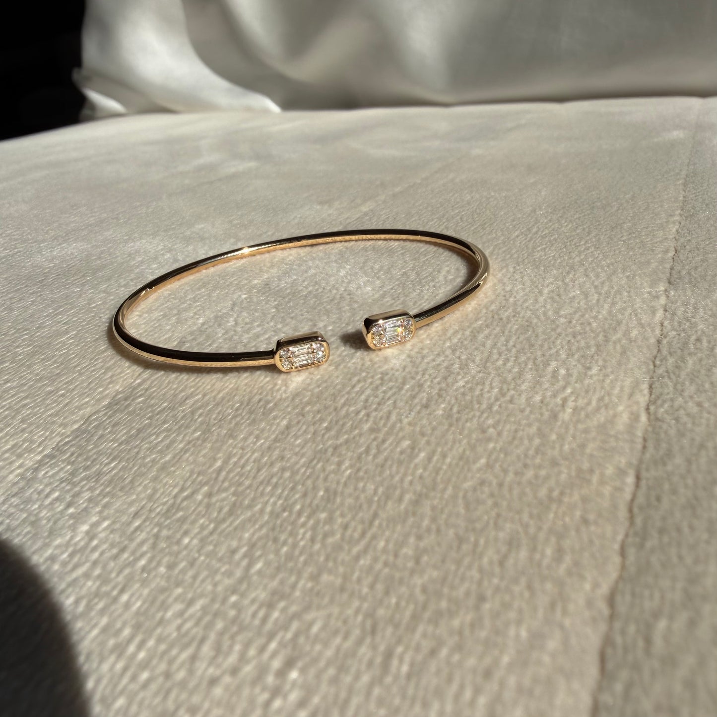 Arc Bangle