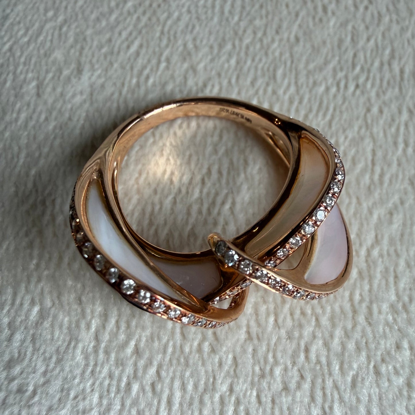 Mother of Pearl Twist Ring