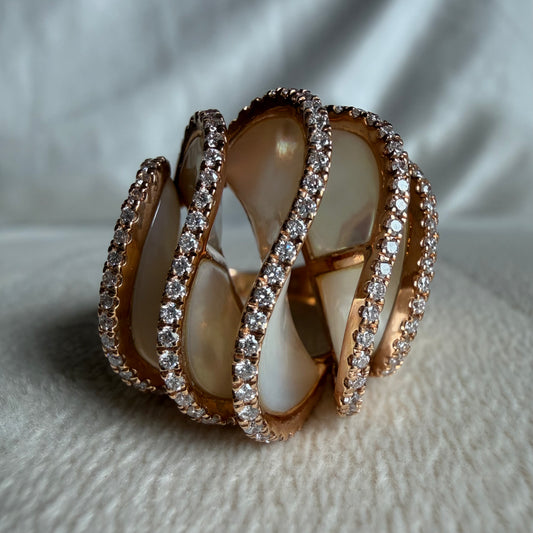 Wavecrest Ring