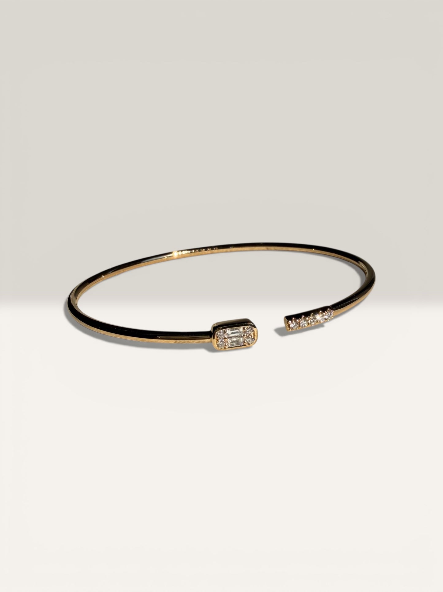Arc Bar Bangle