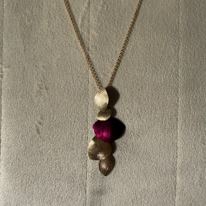 Fucsia d’Oro Necklace