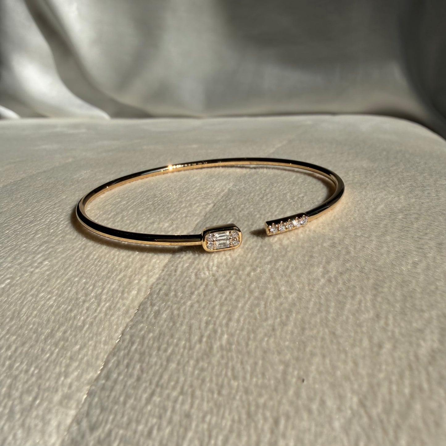 Arc Bar Bangle