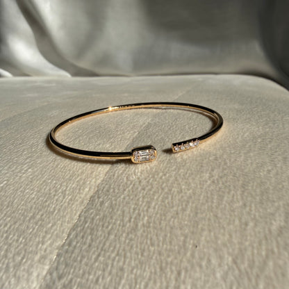 Arc Bar Bangle