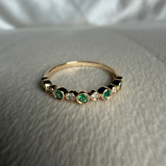 Gemma Ring