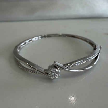 Orbit Twist Bracelet