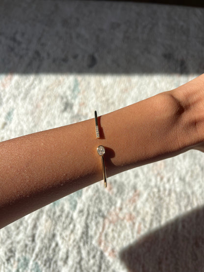 Linea Bangle